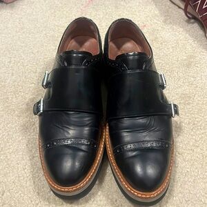 Platform halogen shoe